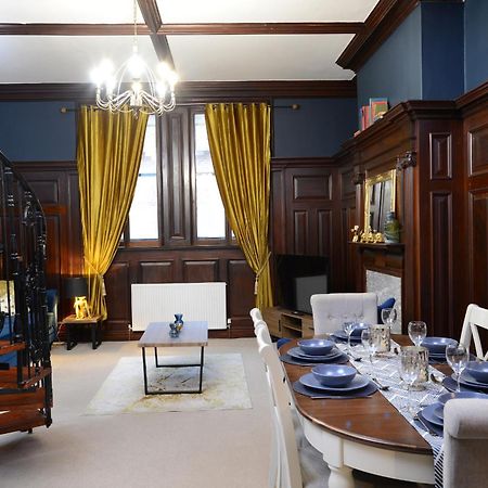 The Old Brewery Boardroom - Winchester City Centre - Unique Property - Free Parking - Sleeps 6 - By Xplus Stays Exteriör bild